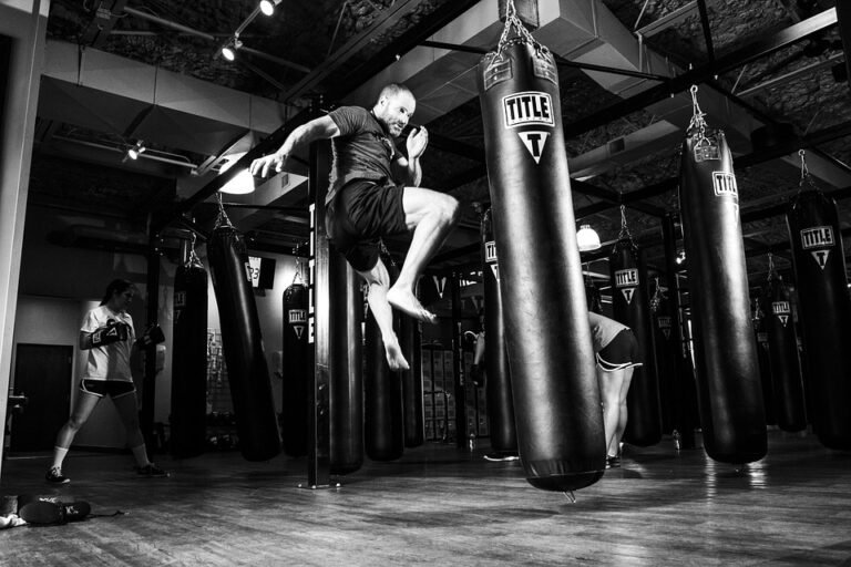 The Ultimate Guide to Achieving Your Fitness Goals: Tips and Tricks