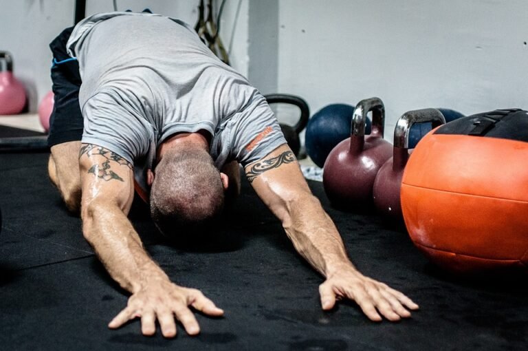 Healthy, Happy, Fit: Tips for Creating a Sustainable Fitness Routine