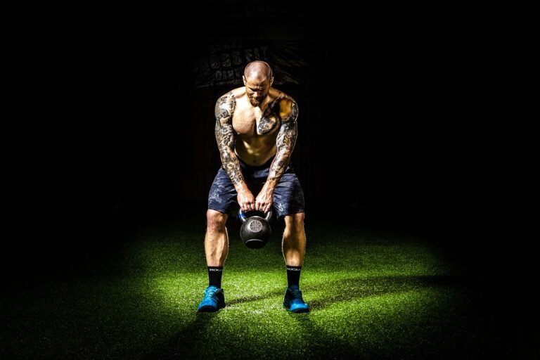 Expert Advice: Fitness Tips for Building Muscle and Burning Fat