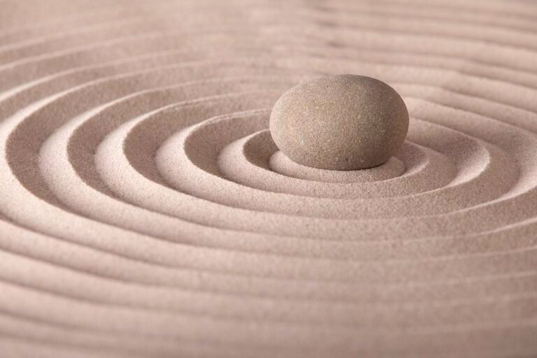 Master Your Flow: Advanced Yoga Tips for Experienced Practitioners