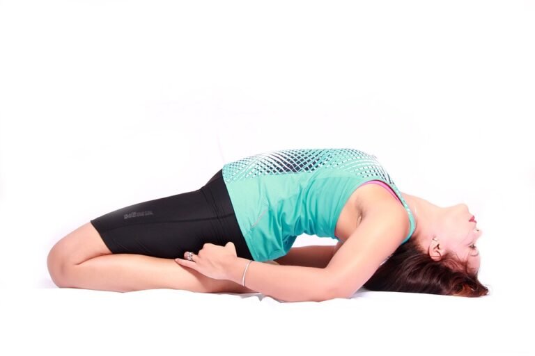 The Best Yoga Tips for Better Posture: Stand Tall and Proud