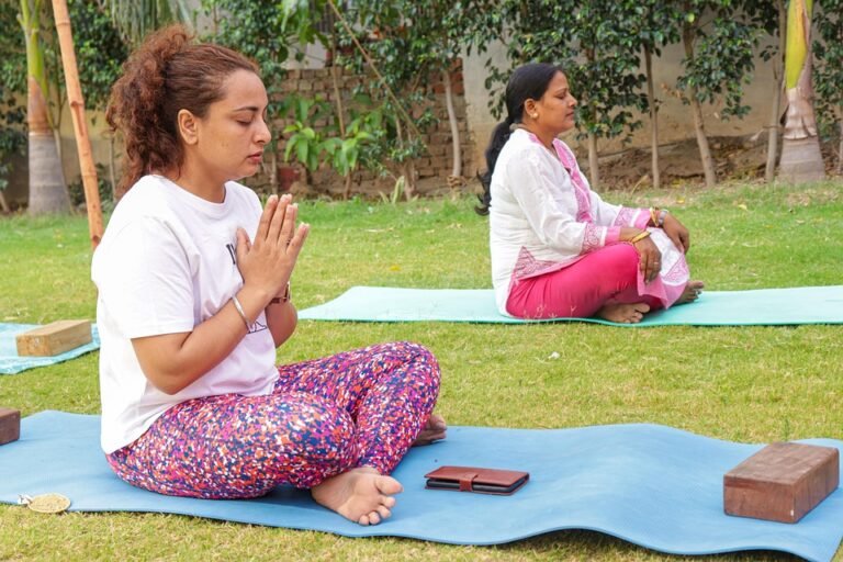 "Practical Yoga Tips for Incorporating Mindfulness into Your Practice"